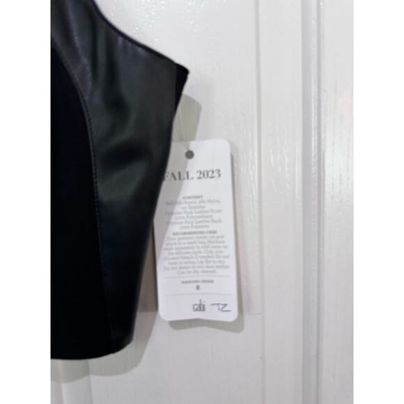 CAbi #4577 Women's Jet Black Bralette Faux Leather Ponte Knit Stretch Top Size M - Picture 10 of 10